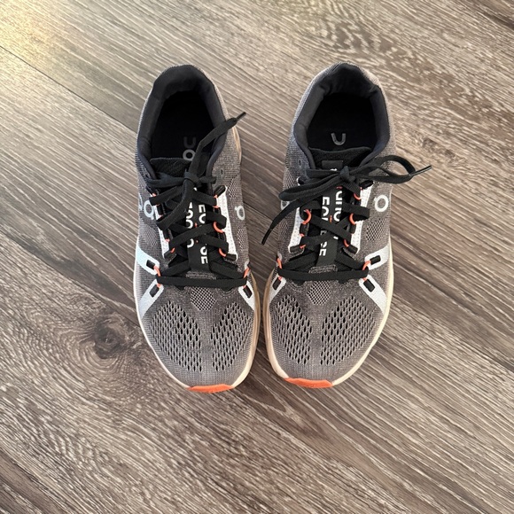 On Running Women's Cloudeclipse - Picture 3 of 6